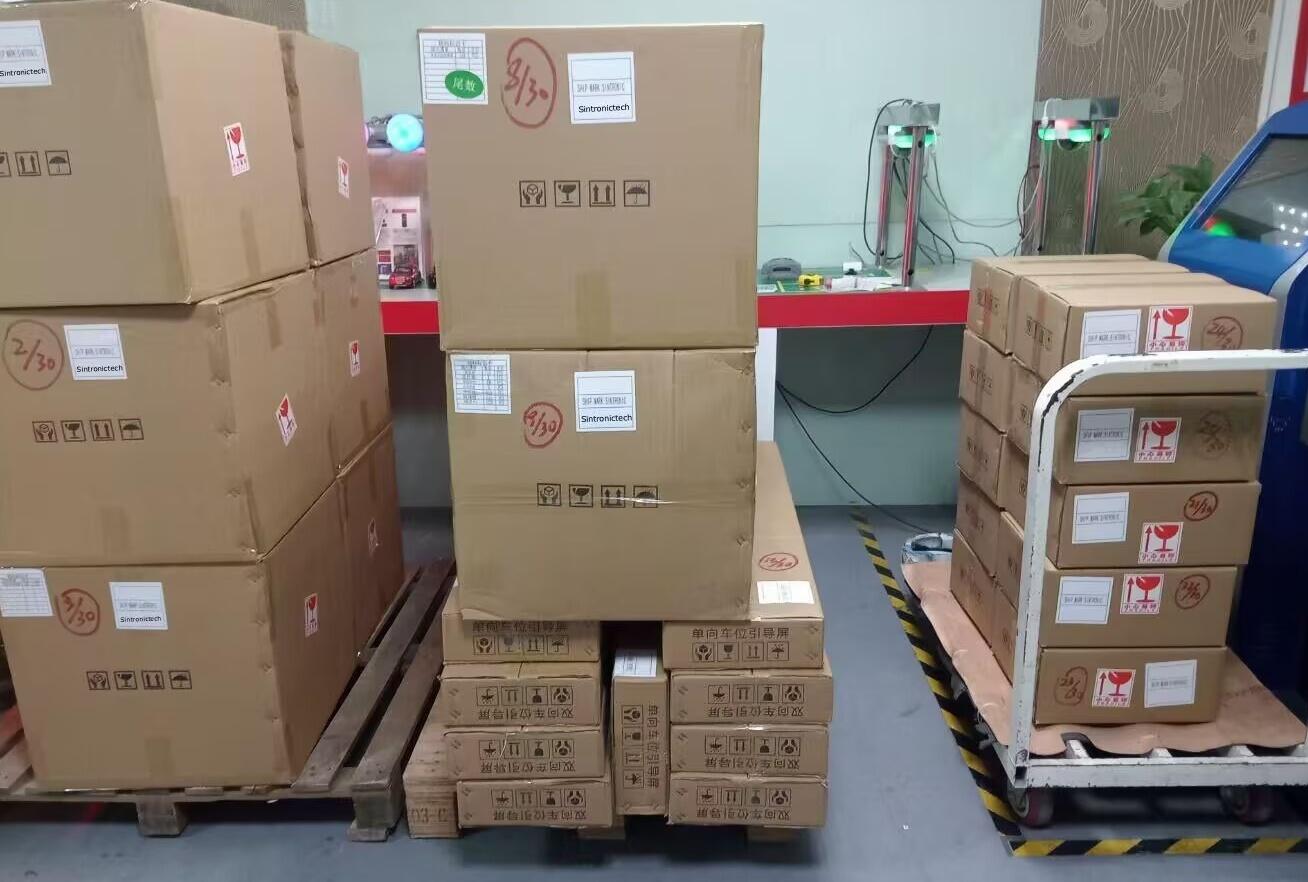 Outdoor Wireless Parking Guidance System Shipment to Dubai