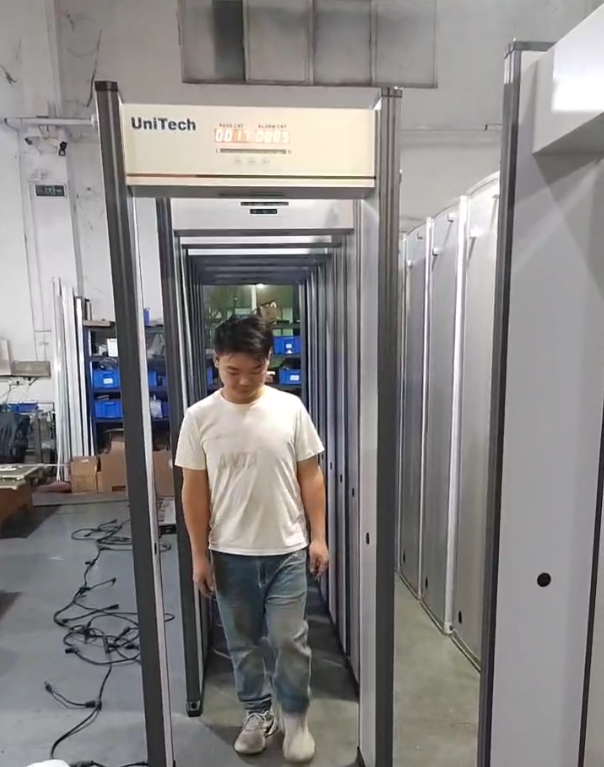 single zone walk through metal detector for unit tech